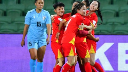 开云体育app下载地址-2-1绝杀！亚洲杯最新形势：中日韩朝都赢了，中国队再胜就出线