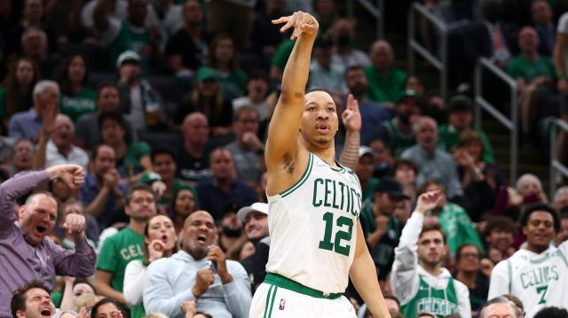 1665420116491076471.jpg 15nba-celtics-bucks-G7-williams-videoSixteenByNine3000.jpg